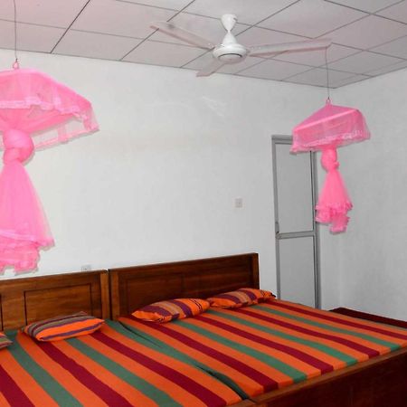 Dula Lake Resort Anuradhapura Exteriör bild